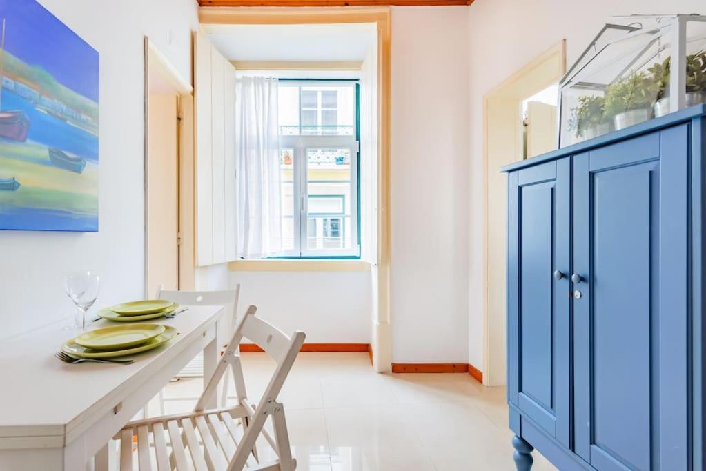 Appartement 1Br @ Downtown Lisbon Chiado Extérieur photo